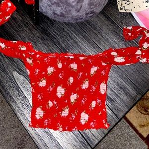 Hollister crop top off the shoulder